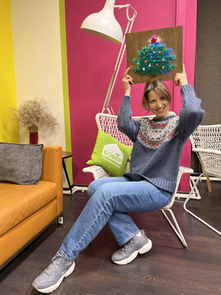 Стринг-арт своими руками: новогодняя елка готова!